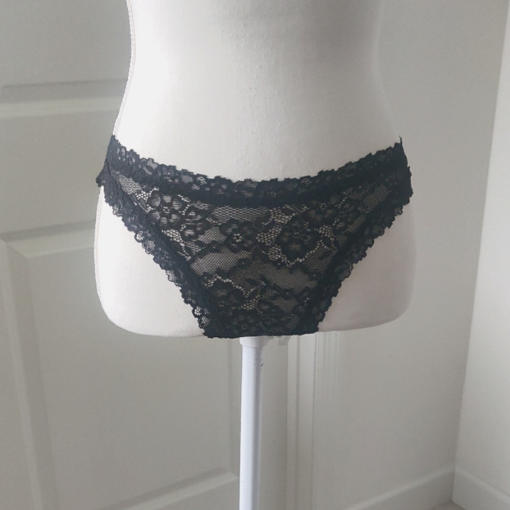 New!H&M Black Lace Bikini Thongs Panties Intimates & Sleepwear Y2K Barbiecore